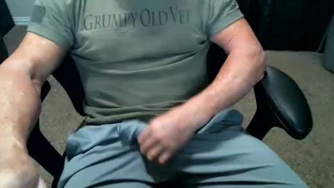 fitguy40 online show from 05-15-26, 03:24