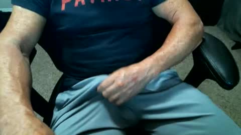 fitguy40 online show from 05-17-26, 03:26