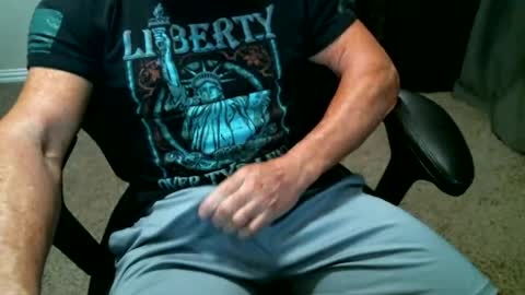 fitguy40 online show from 05-19-26, 02:51