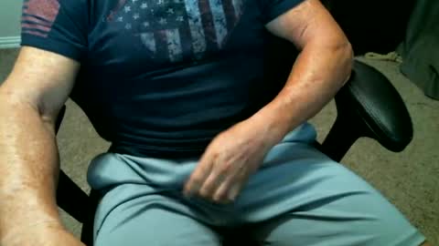 fitguy40 online show from 06-17-26, 03:31