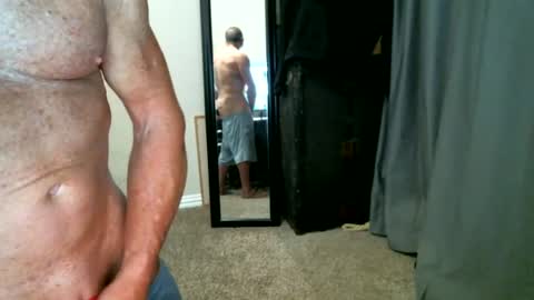 fitguy40 online show from 06-18-26, 01:37