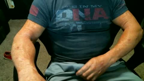 fitguy40 online show from 06-28-26, 03:23