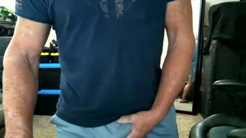 fitguy40 online show from 08-06-26, 09:39