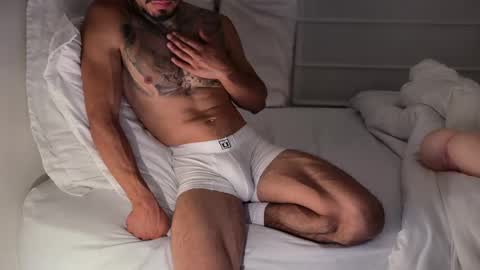 fitjacques online show from 05-25-26, 02:28