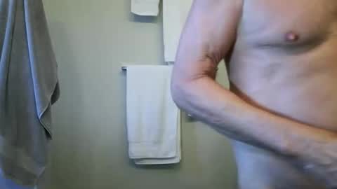 Snapshot of fitonetoo chatting on 08-01-26, 12:48 fitonetoo online show from 08-01-26, 12:48