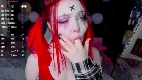 Sophie online show from 04-06-26, 04:10