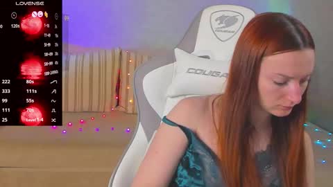 Yana online show from 12-15-25, 01:32