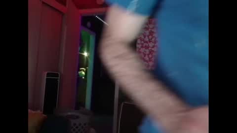 Flannel Dong online show from 10-05-25, 08:56