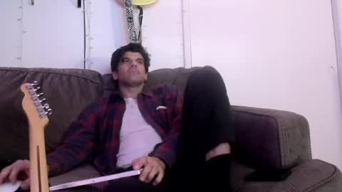 Flannel Dong online show from 05-05-26, 01:30