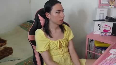 Snapshot of flaream_angel chatting on 11-07-25, 05:24 Alexa online show from 11-07-25, 05:24