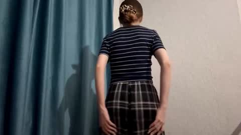 Emma online show from 02-28-26, 01:28