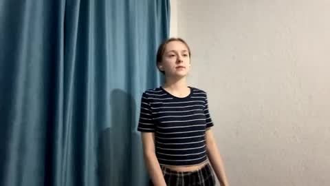 Emma online show from 03-01-26, 01:18