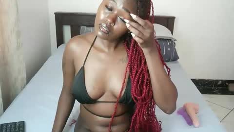 Snapshot of flexiblerocky chatting on 11-18-25, 10:31 flexiblerocky online show from 11-18-25, 10:31