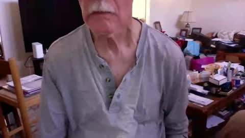 Snapshot of flip4u chatting on 04-19-26, 10:56 flip4u online show from 04-19-26, 10:56