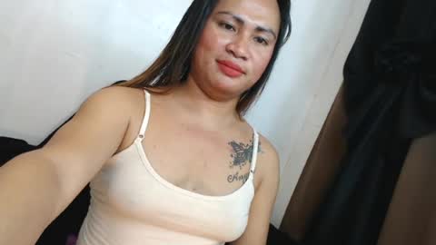 Snapshot of flirtangel93 chatting on 06-26-26, 07:35 Angel online show from 06-26-26, 07:35