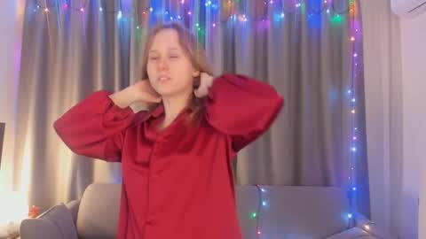 Doloras online show from 02-26-26, 08:30