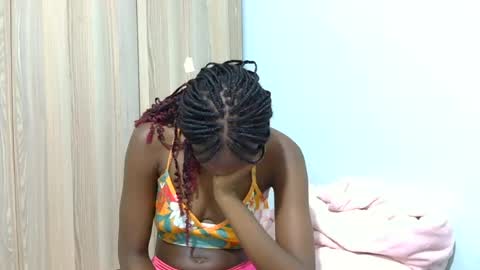 Snapshot of flirty_paw chatting on 06-21-26, 11:13 Parineetii online show from 06-21-26, 11:13