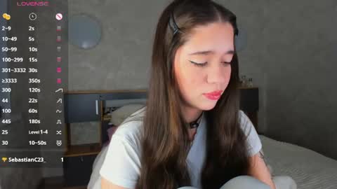 Emely  online show from 06-20-26, 04:26