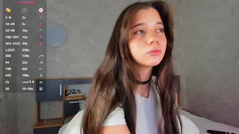 Emely  online show from 07-16-26, 06:30