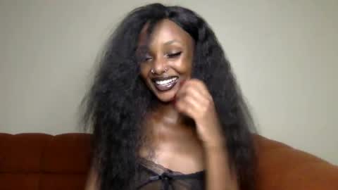 Snapshot of flirtyy_sheery chatting on 06-19-26, 04:22 sheery online show from 06-19-26, 04:22