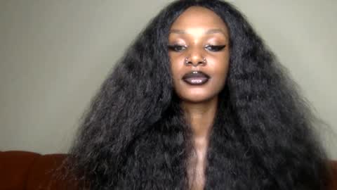 Snapshot of flirtyy_sheery chatting on 06-22-26, 02:46 sheery online show from 06-22-26, 02:46