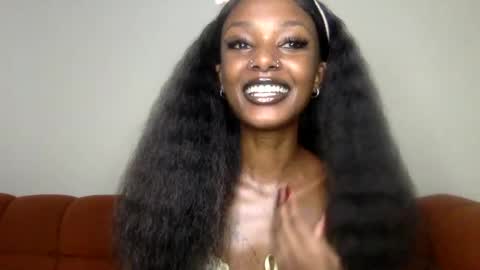 Snapshot of flirtyy_sheery chatting on 06-24-26, 11:31 sheery online show from 06-24-26, 11:31