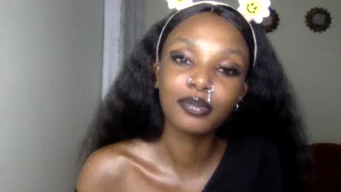 Snapshot of flirtyy_sheery chatting on 07-30-26, 01:26 sheery online show from 07-30-26, 01:26