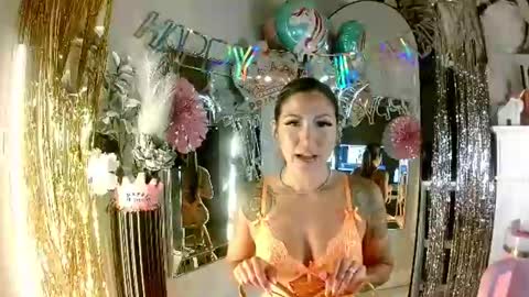 Flobella online show from 08-04-26, 12:25