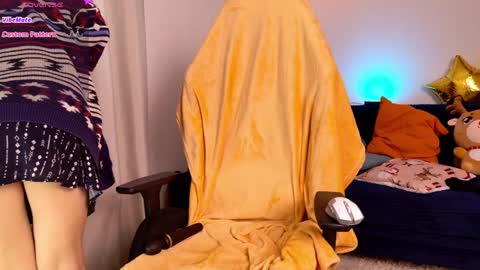 Snapshot of flonodo chatting on 01-08-25, 06:20 Eliza online show from 01-08-25, 06:20