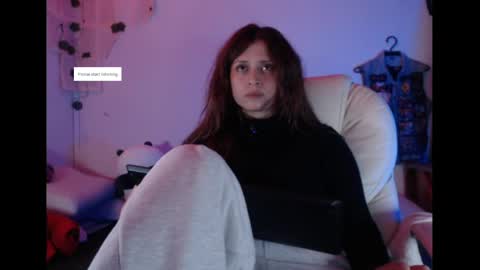 Snapshot of flor3citarockera chatting on 05-10-26, 11:10 flor3citarockera online show from 05-10-26, 11:10