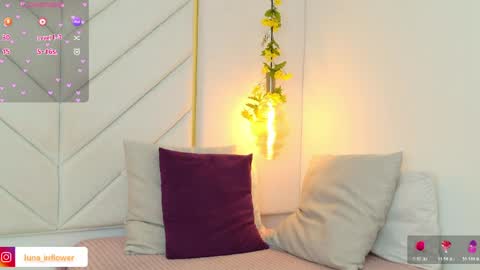 Luna online show from 04-05-26, 01:08