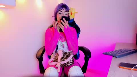  Flor  online show from 07-24-26, 03:48