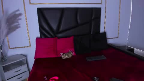 Flor  online show from 07-28-26, 03:32