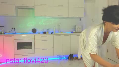 Snapshot of flor_vi chatting on 06-11-26, 12:25 Victoria create your account through my link online show from 06-11-26, 12:25