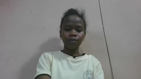 flora48230522373 online show from 06-04-26, 03:01