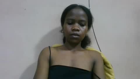 flora48230522373 online show from 06-08-26, 02:34