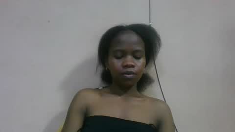 flora48230522373 online show from 06-08-26, 03:23