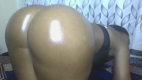Snapshot of flora_fantasy chatting on 05-19-26, 01:56 fantasy online show from 05-19-26, 01:56