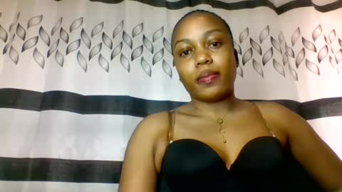 Snapshot of flora_fantasy chatting on 05-28-26, 08:44 fantasy online show from 05-28-26, 08:44