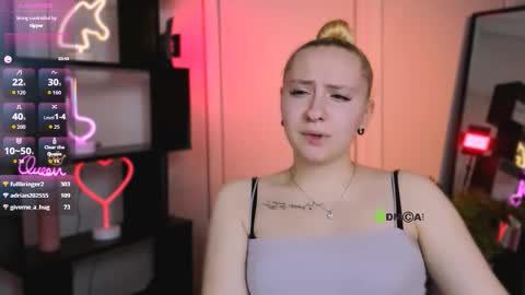 flora_nyx online show from 01-17-26, 02:00