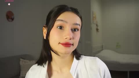 Viola online show from 11-16-25, 04:29