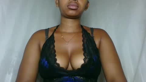 florencia011 online show from 12-22-25, 03:25