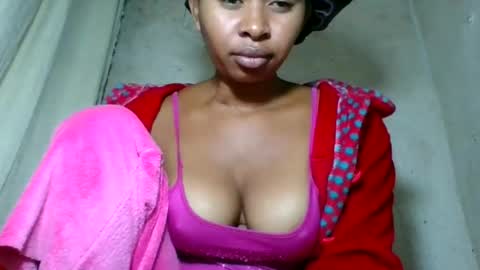 Snapshot of florencia011 chatting on 07-07-26, 11:20 florencia011 online show from 07-07-26, 11:20
