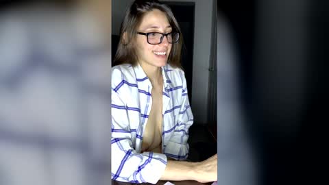 floresfiona online show from 06-05-26, 03:24
