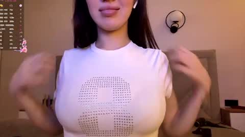 Lucy online show from 07-02-26, 10:38