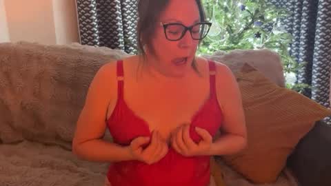 flossyishot online show from 12-25-24, 11:20