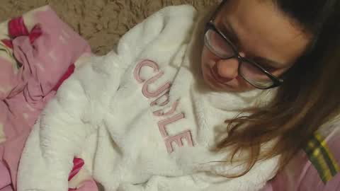 say meow and send tip  online show from 12-24-24, 07:33