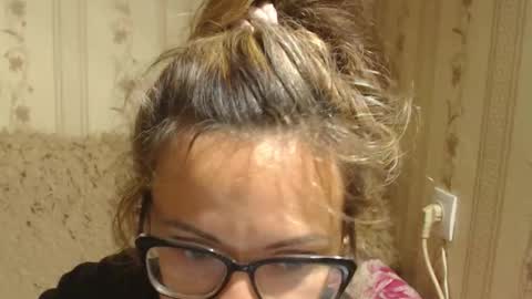 say meow and send tip  online show from 09-18-25, 06:59