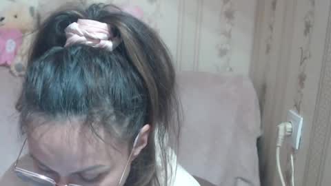 say meow and send tip  online show from 04-11-26, 11:25