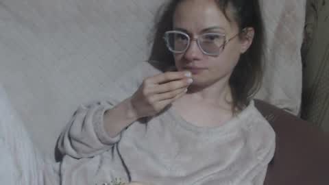 Snapshot of flowercandydoll chatting on 04-22-26, 06:53 say meow and send tip online show from 04-22-26, 06:53